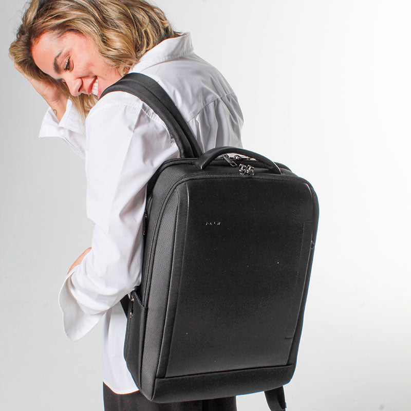 Crue Smart Business Backpack